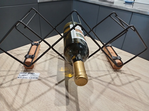 Stalak za flaše 1724